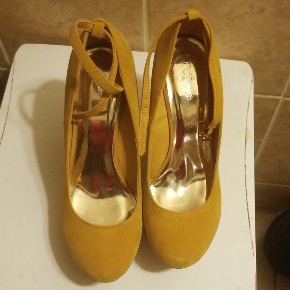 Shoes